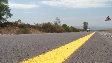 Şəkidə 6 yaşayış məntəqəsini əhatə edən yollar yenidən qurulub (FOTO)