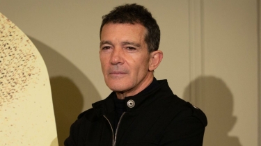 Antonio Banderas koronavirusa yoluxub