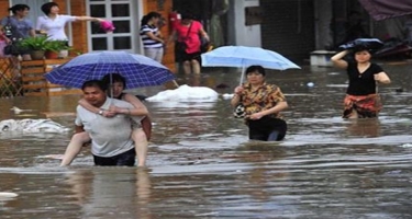 Cənubi Koreyada güclü yağışlar 33 nəfərin ölümünə səbəb olub