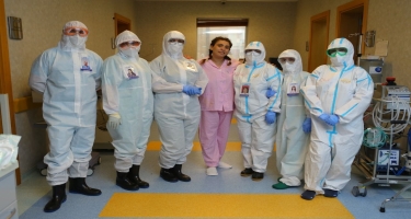 Mərkəzi Gömrük Hospitalında COVİD-19-a yoluxan həkim sağaldı (FOTO)