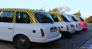 Bakıdakı Britaniya səfirliyi London taksilərindən istifadə edəcək (FOTO)
