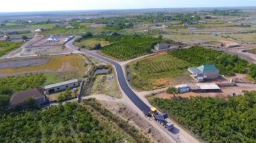 Kürdəmirdə 3 kəndi birləşdirən yolun yenidən qurulması yekunlaşmaq üzrədir (FOTO)