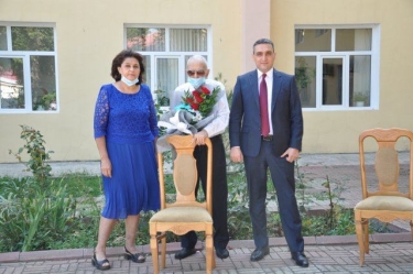 Mingəçevir Dövlət Universitetində təqaüdə ayrılan iki qocaman müəllimlə görüş keçirilib (FOTO)