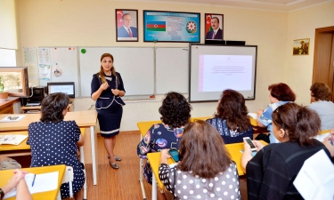 Ekspert:  Vətənpərvər şagirdlərin yetişməsi üçün tarix, ədəbiyyat, coğrafiya müəllimlərinin üzərinə daha böyük məsuliyyət düşür