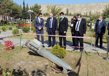 İsrailin Azərbaycandakı Səfiri Mingəçevirdəki elektrik stansiyalarında olub (FOTO)