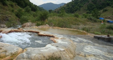 Ermənilər Kəlbəcərdəki mineral suların istismarı ilə Azərbaycana 7.5 milyard manat  ziyan vurublar