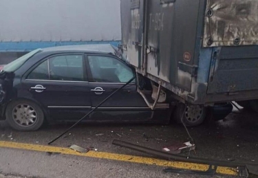 Bakı - Qazax yolu buz bağladı, zəncirvari qəza oldu (FOTO)