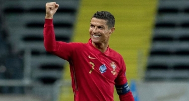 Ronaldo rəsmi oyunlarda vurduğu qollar sayına görə rekordsmen oldu