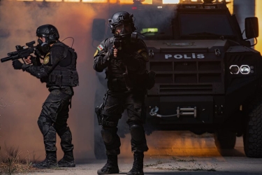 Polis Bakıda əməliyyat keçirdi, narkotik alverçiləri yaxalandı