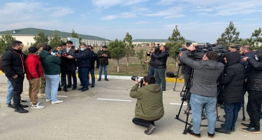 Media nümayəndələri Raket və Artilleriya Qoşunlarının hərbi hissələrinə səfər ediblər