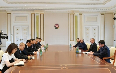 Prezident İlham Əliyev Çin Kommunist Partiyası Mərkəzi Komitəsinin nümayəndə heyətini qəbul edib (FOTO)