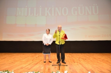 Milli Kino Günü təntənəli mərasimlə qeyd olunub (FOTO)