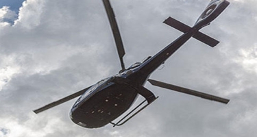 Havay adalarında helikopter sıx məskunlaşmış küçəyə düşüb - 3 ölü