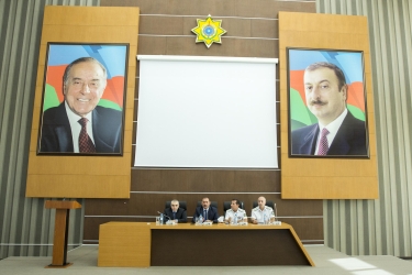 Gömrük təmsilçiləri yeniliklər barədə məlumatlandırılıb (FOTO)