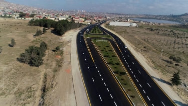 Bakının mühüm nəqliyyat arteriyası əsaslı şəkildə təmir edilib (FOTO)