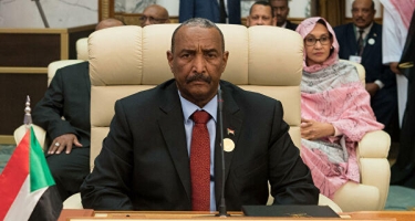Sudan Respublikasının Prezidenti Qoşulmama Hərəkatının XVIII Zirvə Görüşündə iştirak etmək üçün Azərbaycana gəlib