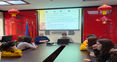 Dillər Universitetində Çin iqtisadiyyatına dair seminar keçirilib (FOTO)