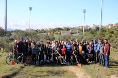 Veloparkda ağacəkmə kampaniyası keçirilib (FOTO)