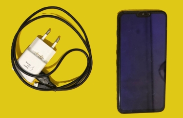 Məhkum həyat yoldaşına cəzaçəkmə müəssisəsinə telefon keçirmək istədi, qarşısı alındı