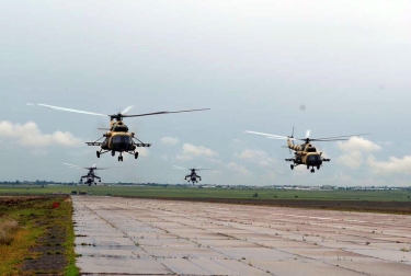 Azərbaycan hərbi helikopterləri Türkiyəyə yola düşüb (FOTO)