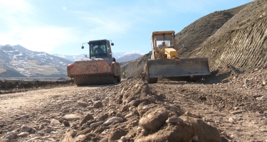Quba-Qonaqkənd avtomobil yolu yenidən qurulur (FOTO)