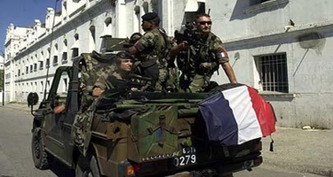 Fransız hərbiçiləri hökumətin pensiya islahatlarına qarşı çıxdı