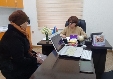 Deputatlığa namizəd Afət Həsənovanın vətəndaşlarla görüşləri davam edir (FOTO)