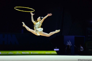 Bədii gimnastika üzrə 35-ci Avropa Çempionatının ikinci günündən maraqlı anlar (FOTO)