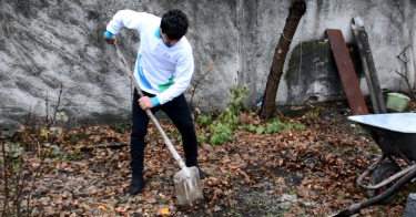 Qax gəncləri “Könüllü qonaq” təşəbbüsünə qoşulublar (FOTO)