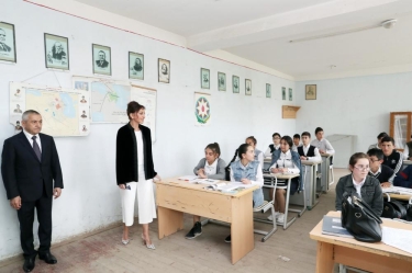 Azərbaycanın Birinci vitse-prezidenti Mehriban Əliyeva Bakının Kürdəxanı qəsəbəsində olub (FOTO)