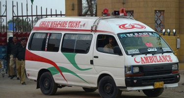 Pakistanda mikoravtobus yük maşını ilə toqquşdu - 14 ölü