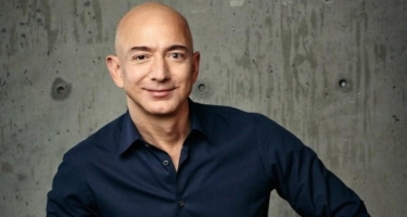 Bezos dünyanın ilk trilyonçusu ola bilər