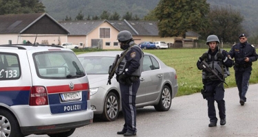 Avstriyada bıçaqlı hücum nəticəsində 5 nəfər yaralanıb