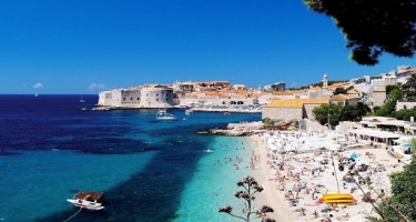 Kipr iyunda xarici turistləri qəbul edəcək