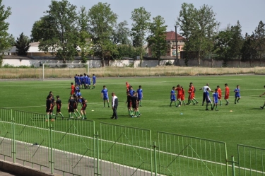 “Açıq Əyləncəvi Futbol Məktəbləri” layihəsi Tovuzda (FOTO)