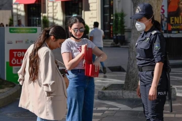 Bakı polisi karantin qaydalarını pozanları cərimələməyə başladı