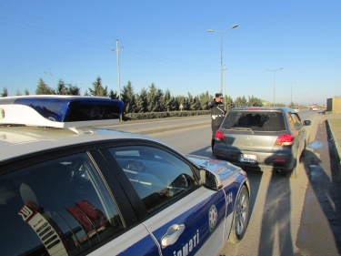 Azərbaycanda yol hərəkətinin müvəqqəti məhdudlaşdırılmasında YENİLİK qəbul olundu