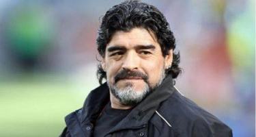 Maradona istefa verdi