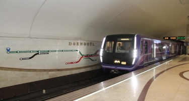 Bakı metrosunda vaqonda problem yaranıb