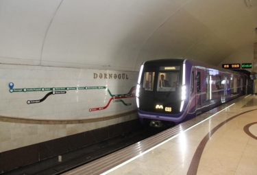 Bakı metrosunda qatarların hərəkətində gecikmə yaranıb - SƏBƏB?